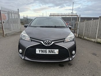 Used Toyota Yaris 2016 for sale - 78713807: Photo