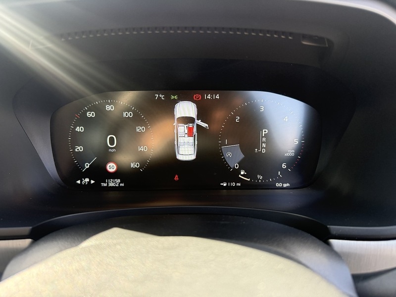 Used Volvo S90 2019 for sale - 77836629: Photo 32