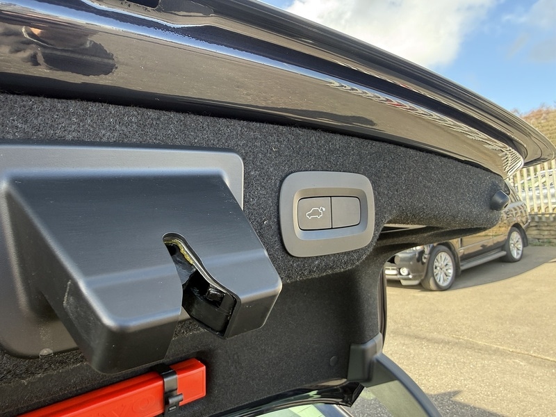 Used Volvo S90 2019 for sale - 77836629: Photo 56