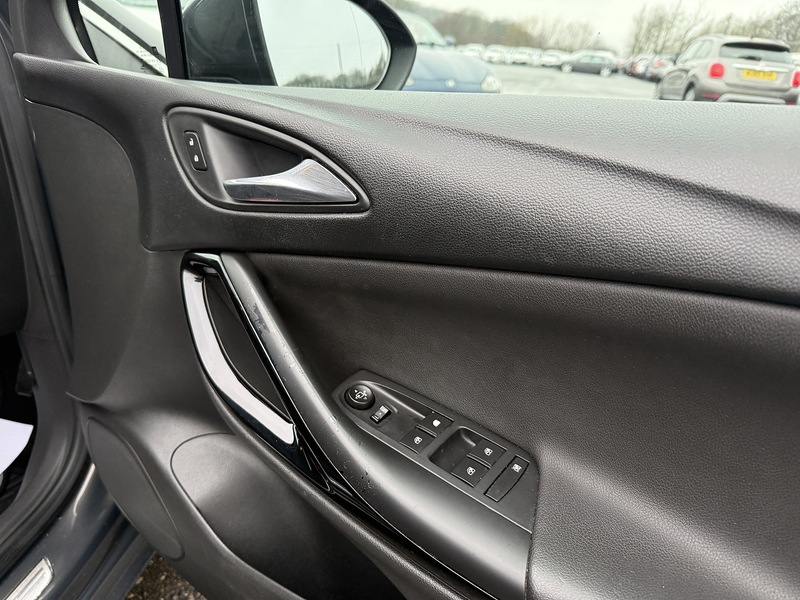 Used Vauxhall Astra 2016 for sale - 77437798: Photo 13