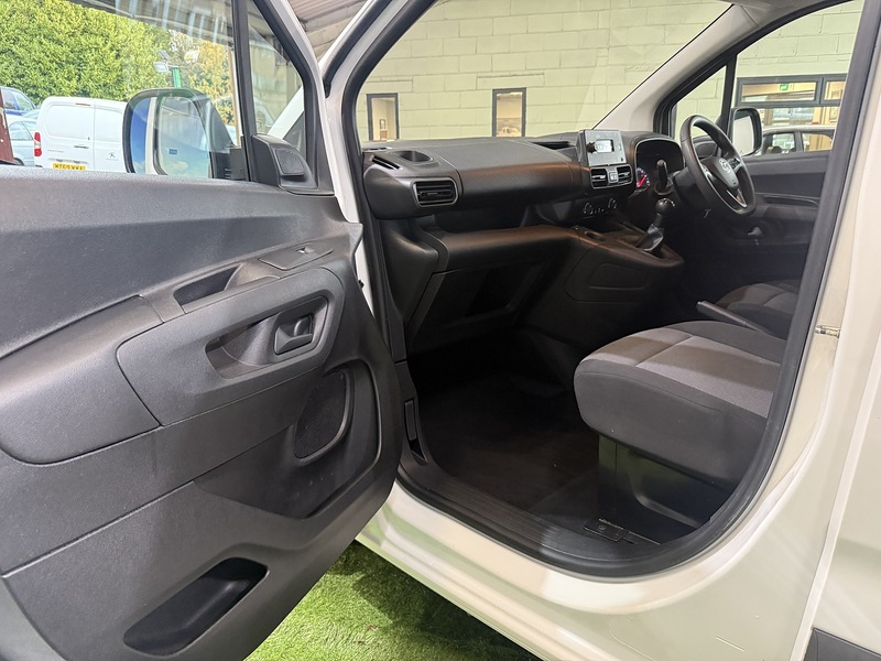 Used Vauxhall Combo 2020 for sale - 76444665: Photo 39