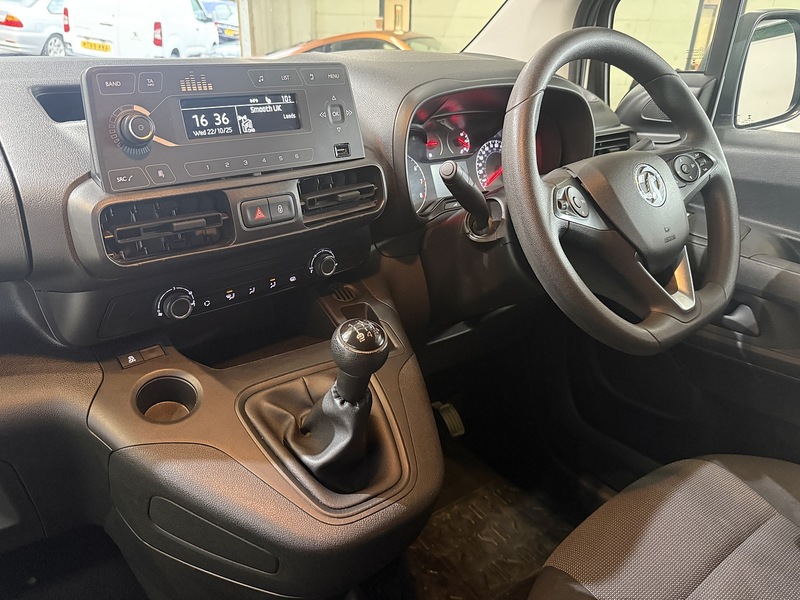 Used Vauxhall Combo 2020 for sale - 76444665: Photo 44