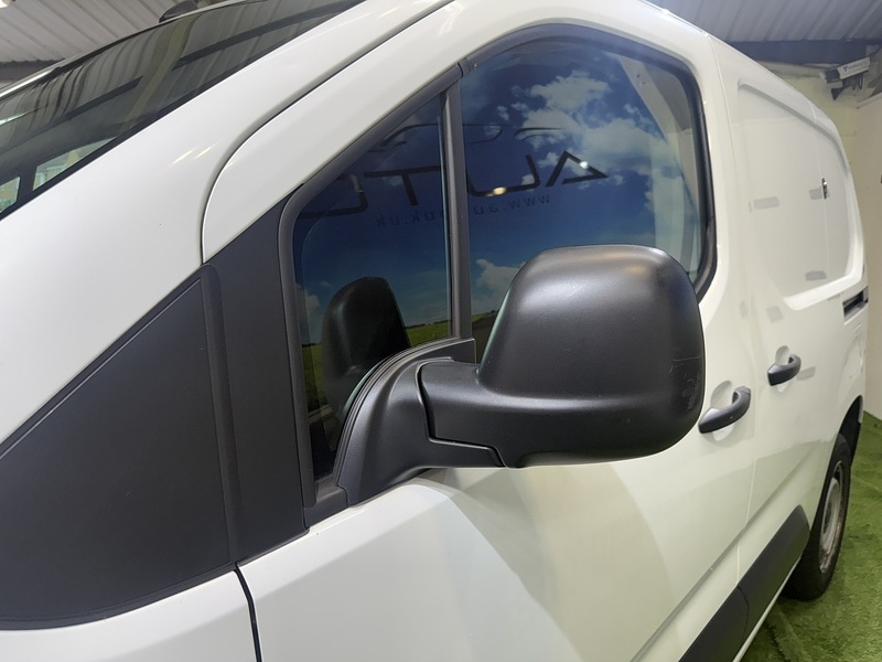 Used Vauxhall Combo 2020 for sale - 76444665: Photo 9