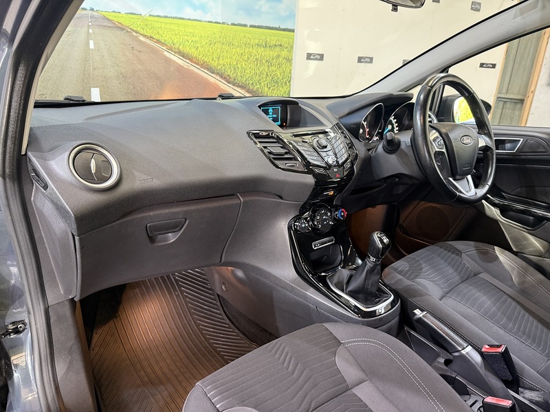 Used Ford Fiesta 2014 for sale - 76712144: Photo 31