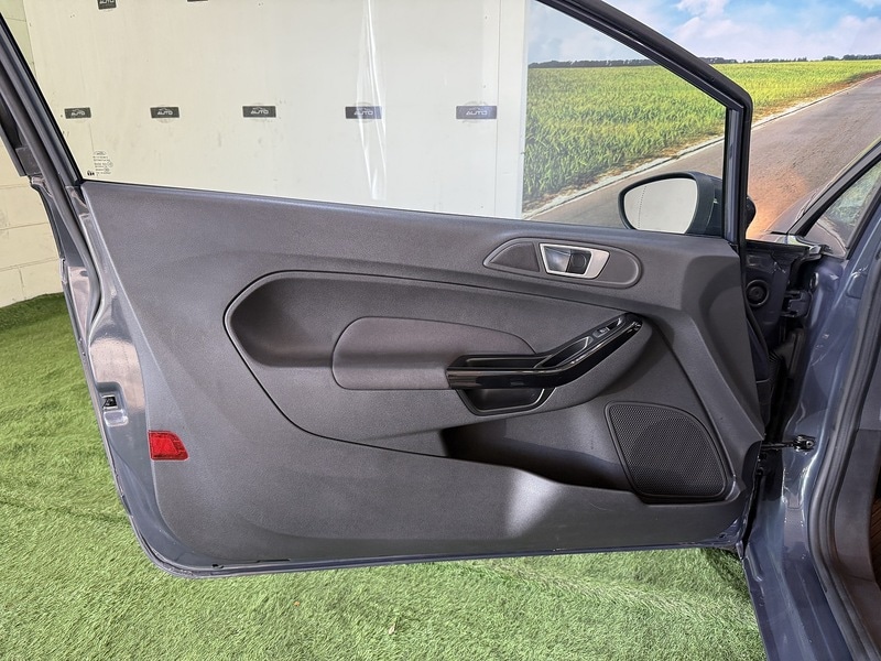 Used Ford Fiesta 2014 for sale - 76712144: Photo 33