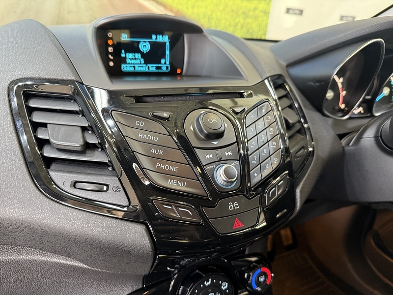 Used Ford Fiesta 2014 for sale - 76712144: Photo 37