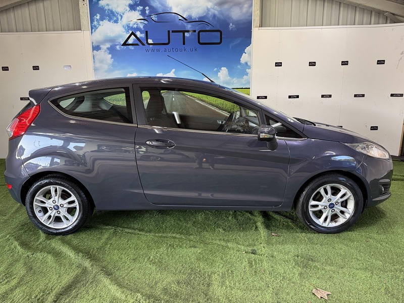Used Ford Fiesta 2014 for sale - 76712144: Photo 6