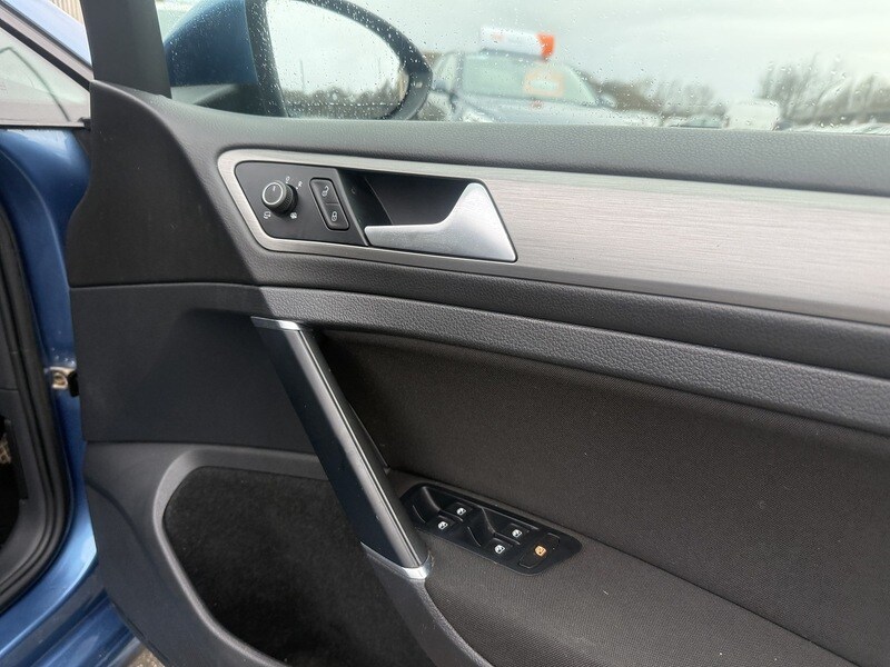 Used Volkswagen Golf 2016 for sale - 77465337: Photo 18