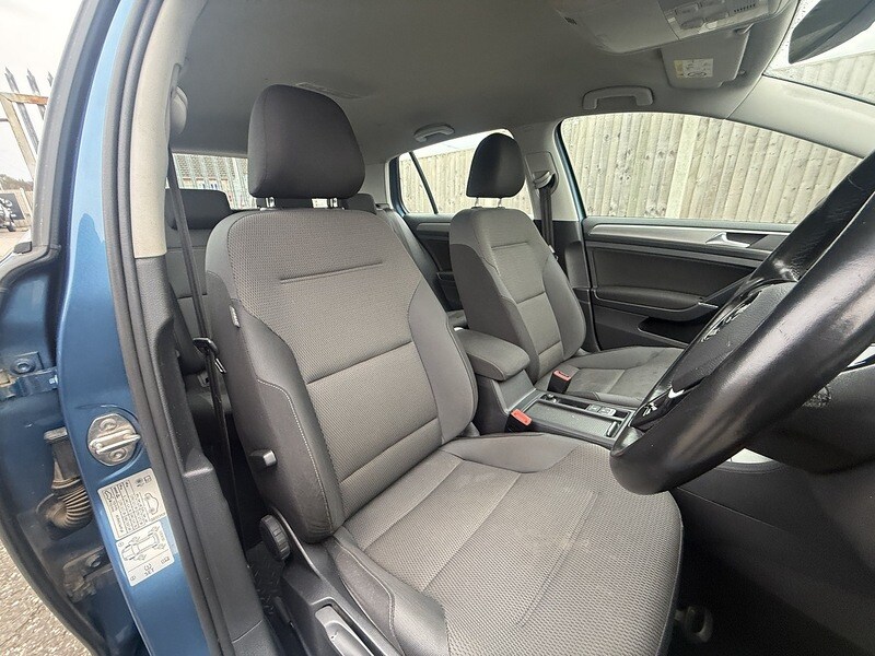 Used Volkswagen Golf 2016 for sale - 77465337: Photo 21