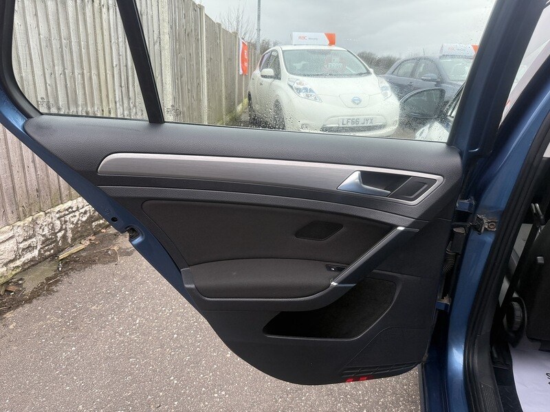 Used Volkswagen Golf 2016 for sale - 77465337: Photo 49