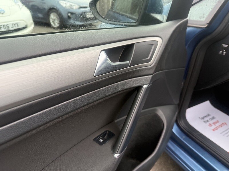 Used Volkswagen Golf 2016 for sale - 77465337: Photo 56