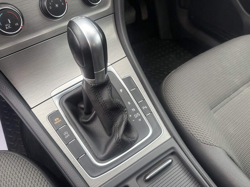 Used Volkswagen Golf 2016 for sale - 77465337: Photo 57