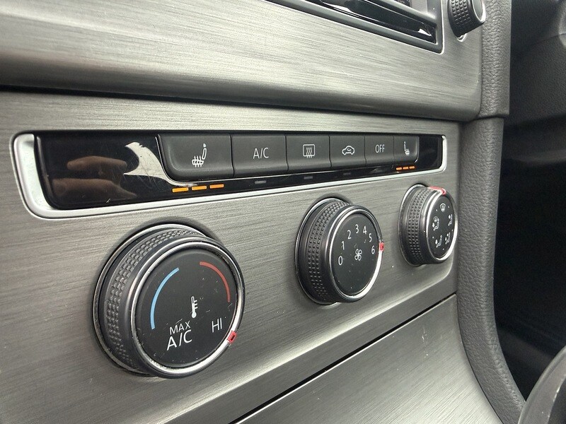 Used Volkswagen Golf 2016 for sale - 77465337: Photo 60