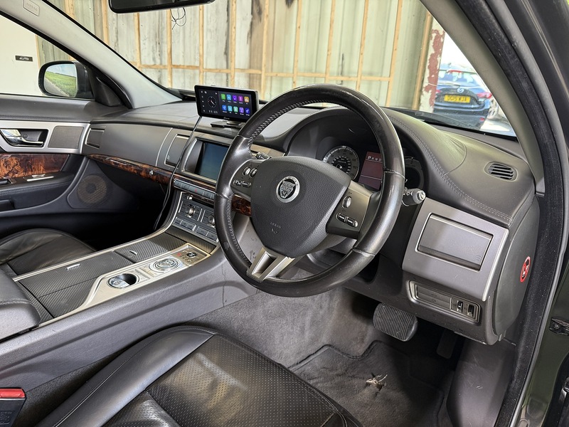 Used Jaguar XF 2010 for sale - 76193970: Photo 17
