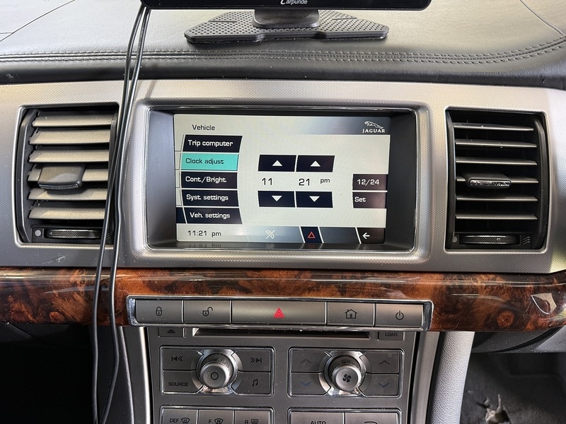 Used Jaguar XF 2010 for sale - 76193970: Photo 26