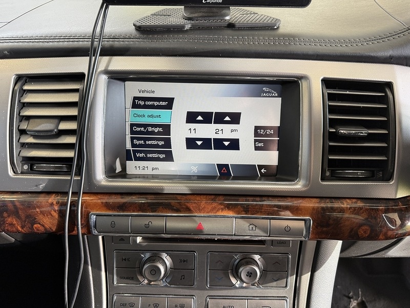 Used Jaguar XF 2010 for sale - 76193970: Photo 27