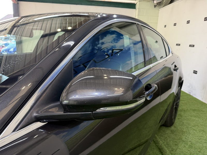 Used Jaguar XF 2010 for sale - 76193970: Photo 7