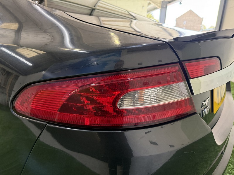 Used Jaguar XF 2010 for sale - 76193970: Photo 9