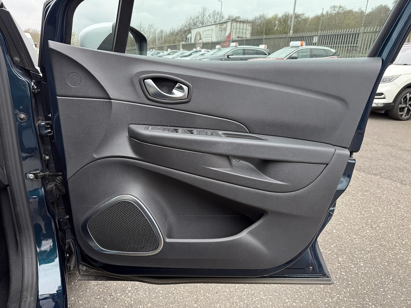 Used Renault Captur 2018 for sale - 78097583: Photo 21