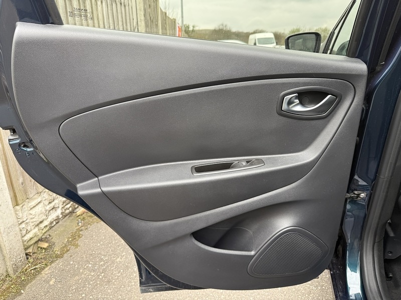 Used Renault Captur 2018 for sale - 78097583: Photo 48