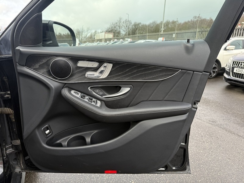 Used Mercedes-Benz GLC 2015 for sale - 77632260: Photo 23