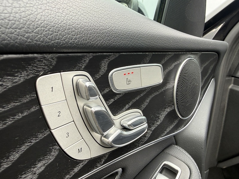 Used Mercedes-Benz GLC 2015 for sale - 77632260: Photo 61