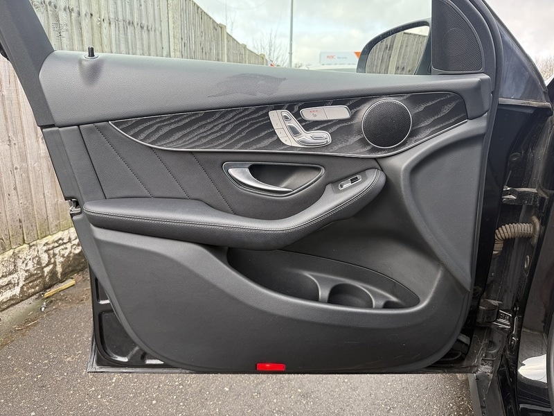 Used Mercedes-Benz GLC 2015 for sale - 77632260: Photo 68