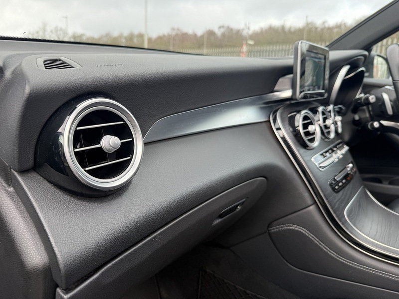 Used Mercedes-Benz GLC 2015 for sale - 77632260: Photo 69