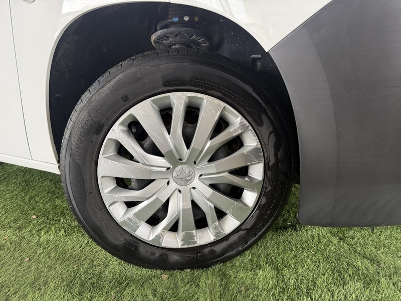 Used Peugeot Partner 2019 for sale - 77530311: Photo 2