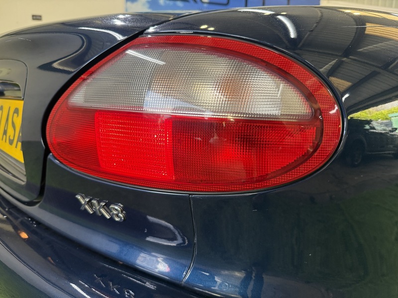 Used Jaguar XK8 1999 for sale - 77258872: Photo 14