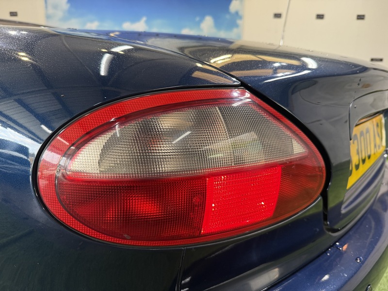 Used Jaguar XK8 1999 for sale - 77258872: Photo 17