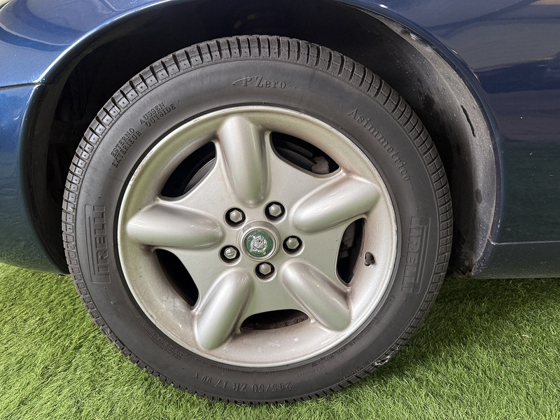 Used Jaguar XK8 1999 for sale - 77258872: Photo 24