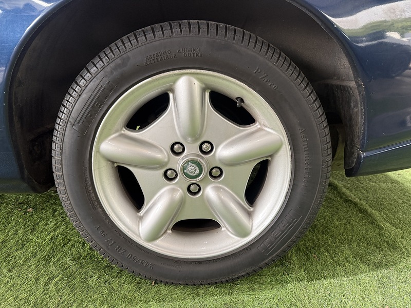 Used Jaguar XK8 1999 for sale - 77258872: Photo 25