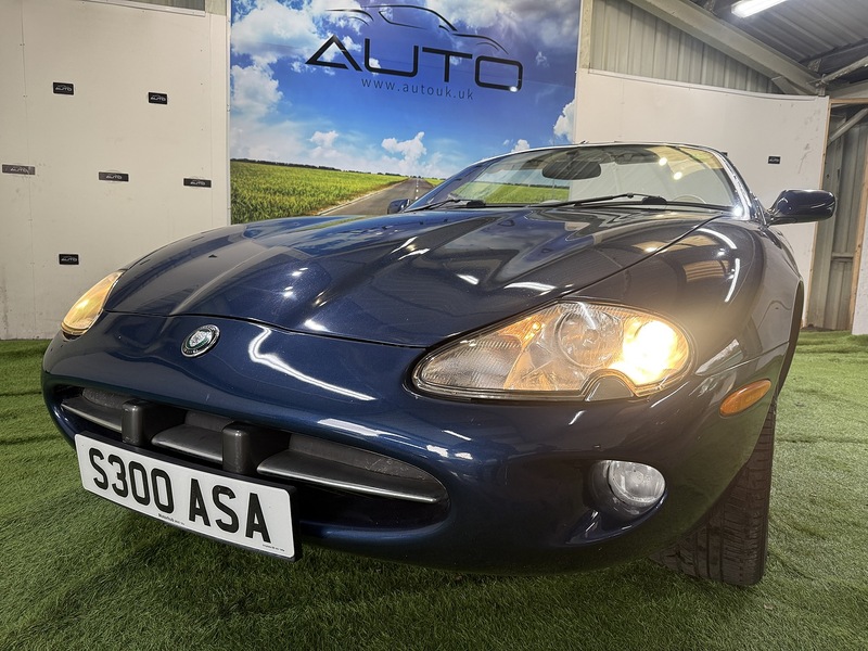 Used Jaguar XK8 1999 for sale - 77258872: Photo 34