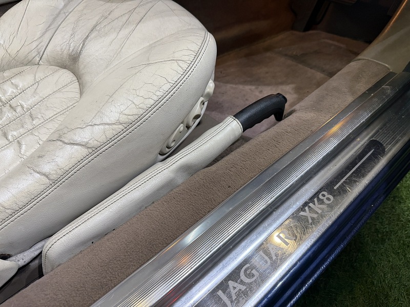 Used Jaguar XK8 1999 for sale - 77258872: Photo 42