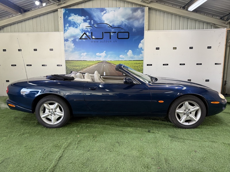 Used Jaguar XK8 1999 for sale - 77258872: Photo 8