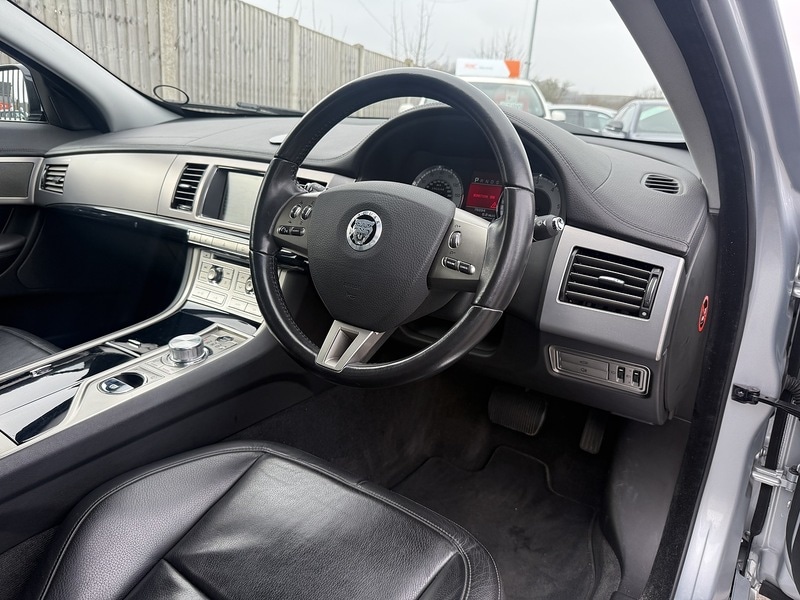 Used Jaguar XF 2009 for sale - 77798521: Photo 26