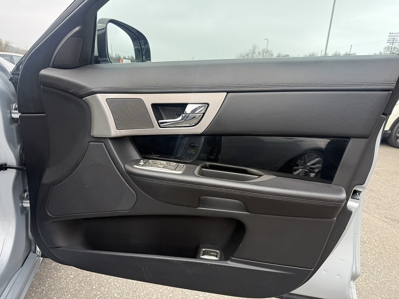 Used Jaguar XF 2009 for sale - 77798521: Photo 27