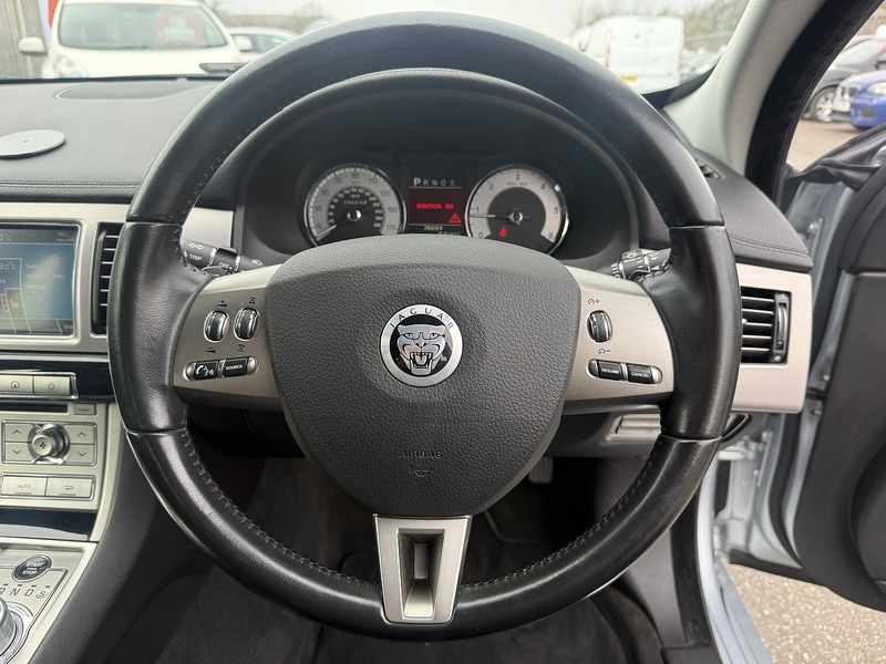 Used Jaguar XF 2009 for sale - 77798521: Photo 29