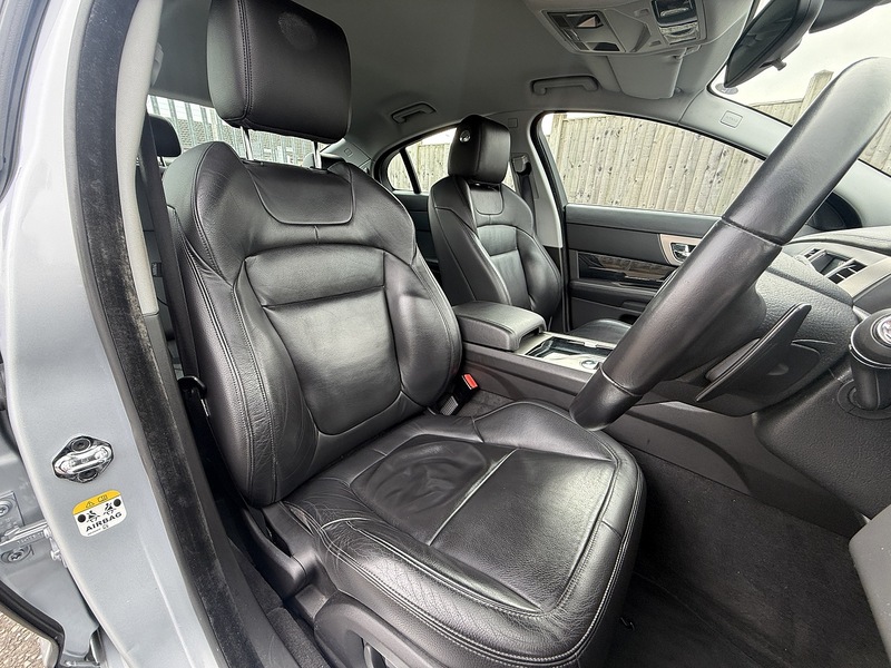 Used Jaguar XF 2009 for sale - 77798521: Photo 31