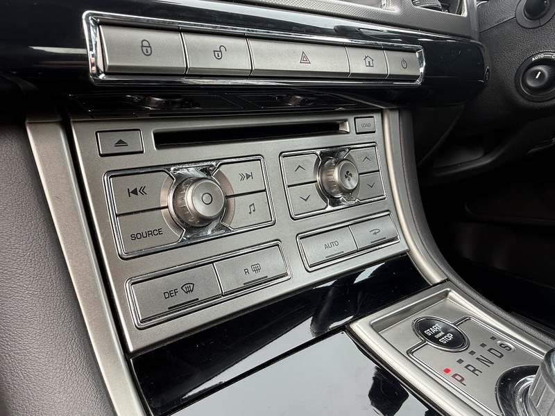 Used Jaguar XF 2009 for sale - 77798521: Photo 70