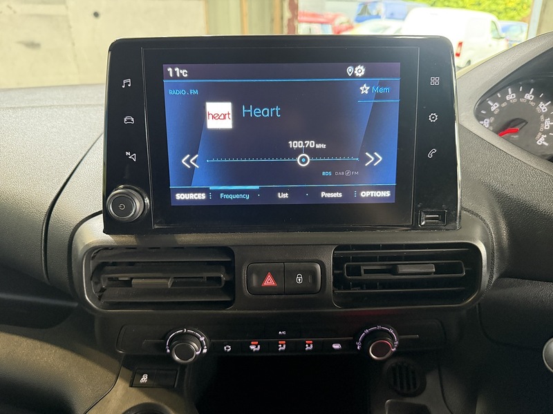 Used Peugeot Partner 2019 for sale - 77258882: Photo 27