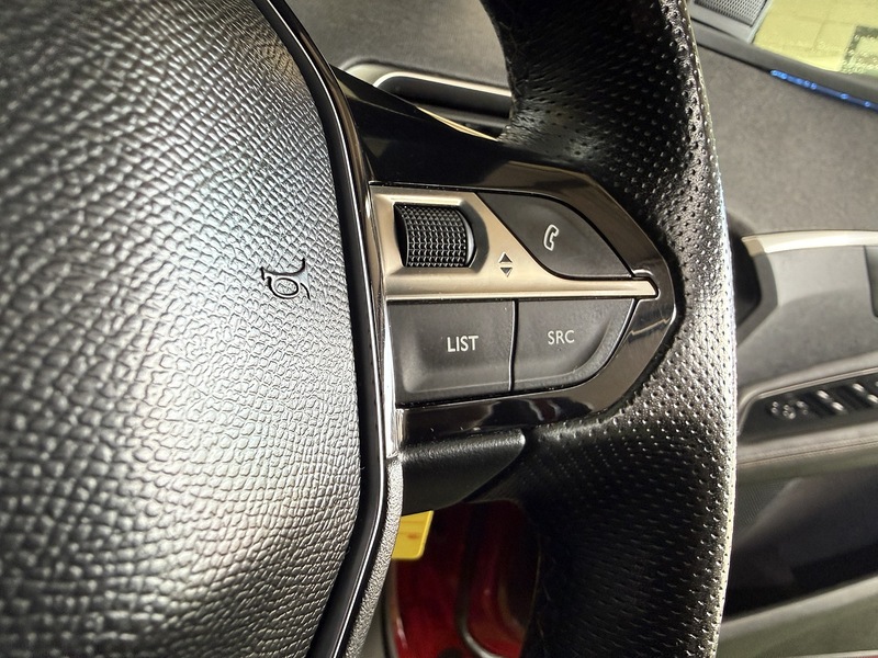 Used Peugeot 3008 2018 for sale - 77258897: Photo 32