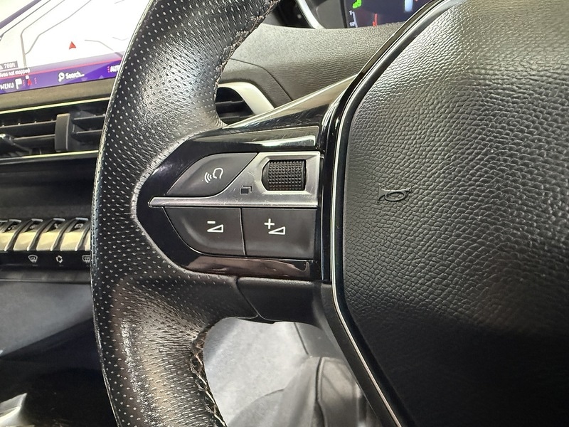 Used Peugeot 3008 2018 for sale - 77258897: Photo 33