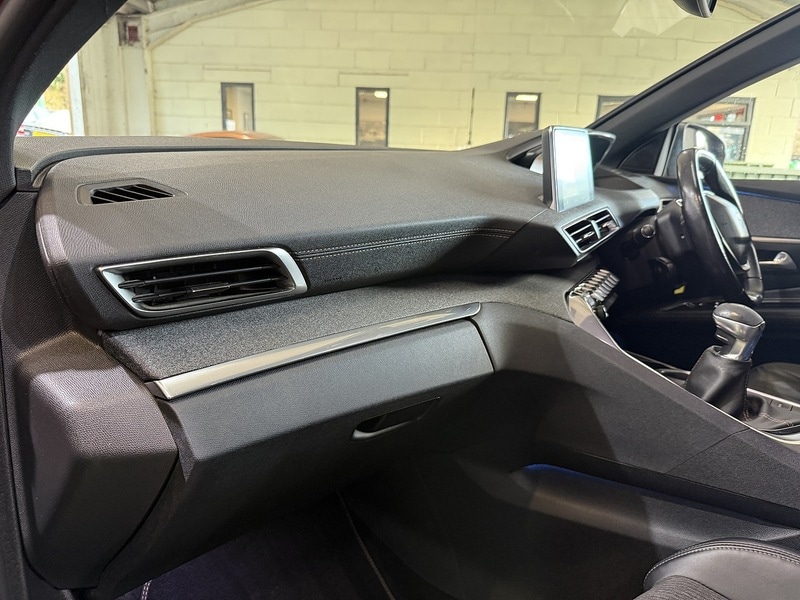 Used Peugeot 3008 2018 for sale - 77258897: Photo 65