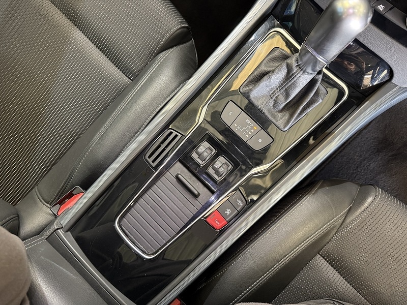 Vehicle 32