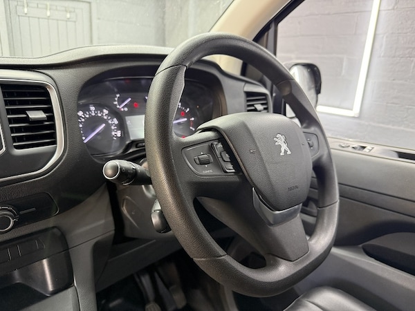 Used Peugeot Expert 2020 for sale - 76193926: Photo 38