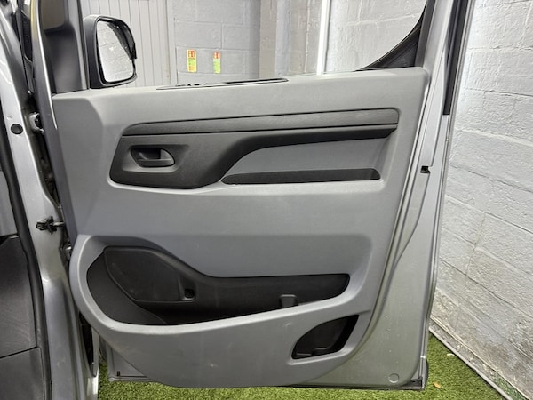 Used Peugeot Expert 2020 for sale - 76193926: Photo 9