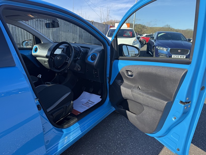 Used Toyota AYGO 2018 for sale - 77953507: Photo 18