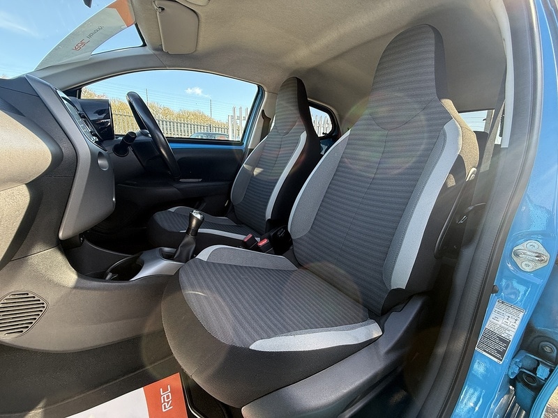 Used Toyota AYGO 2018 for sale - 77953507: Photo 55